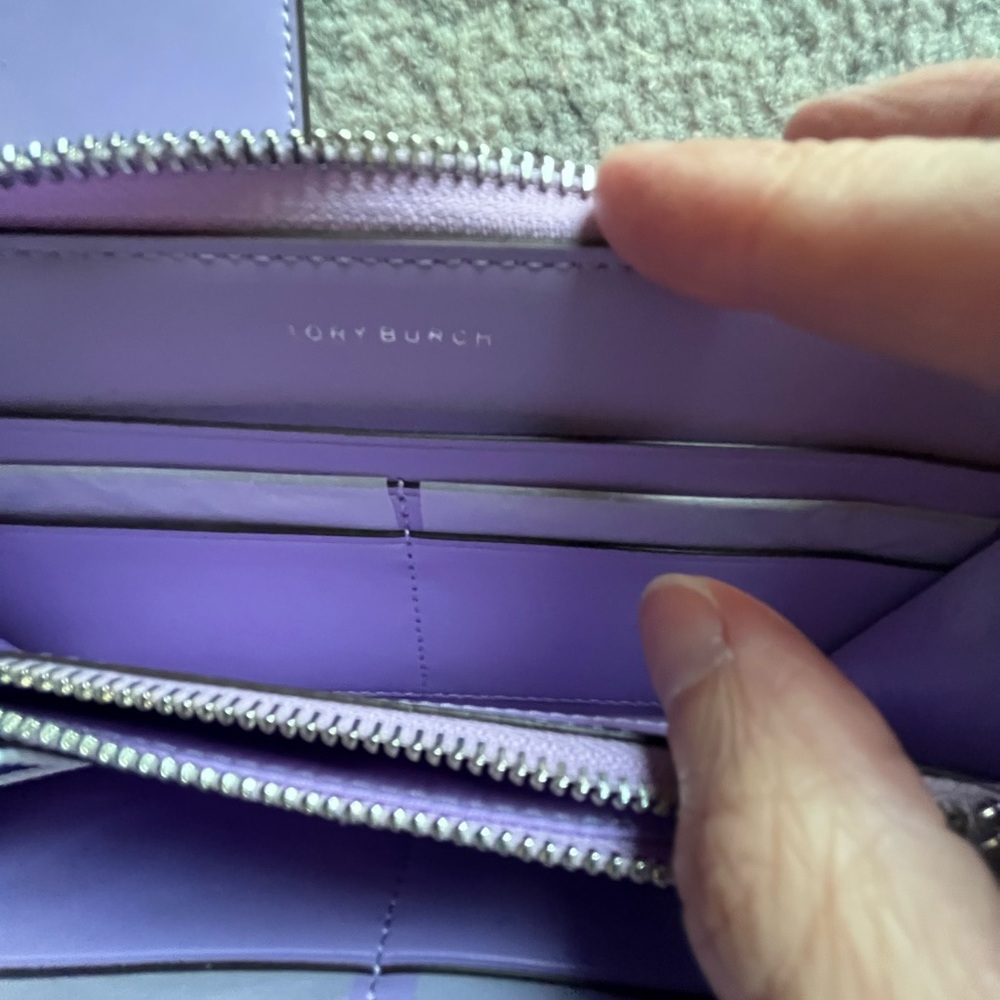 NWT Tory Burch Light Purple Zip Wallet - Picture 10 of 14